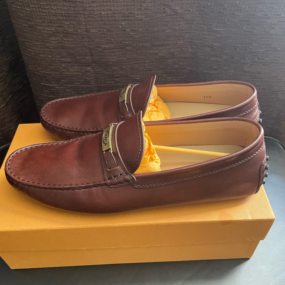 **SOLD** Tod’s Gommini  Brown Men’s Drivers Size 10.5 / US 11.5